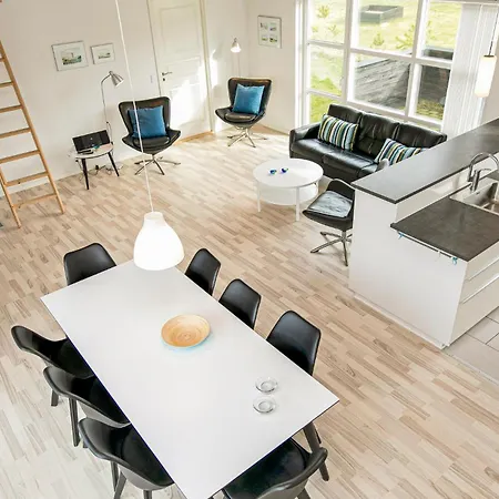 4 Bedroom Stunning In *