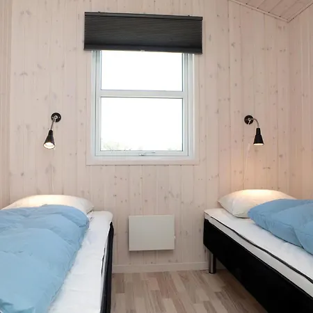 4 Bedroom Stunning In Lokken