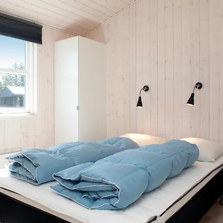 Engdraget With Fireplace